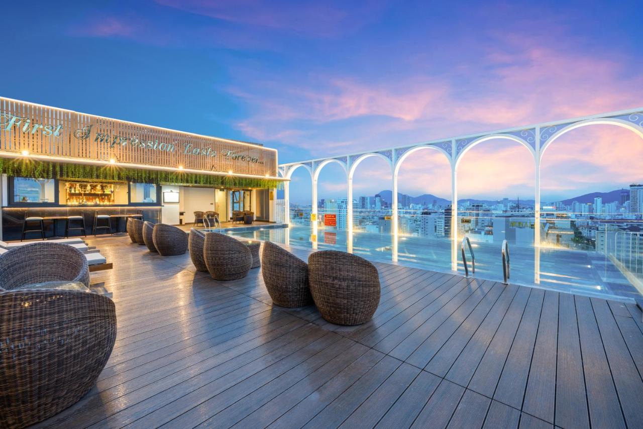 Golden Lotus Luxury Hotel Danang - Complimentary Daily Afternoon Tea المظهر الخارجي الصورة