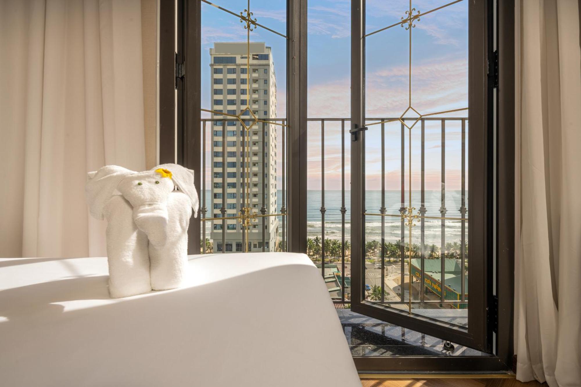 Golden Lotus Luxury Hotel Danang - Complimentary Daily Afternoon Tea المظهر الخارجي الصورة