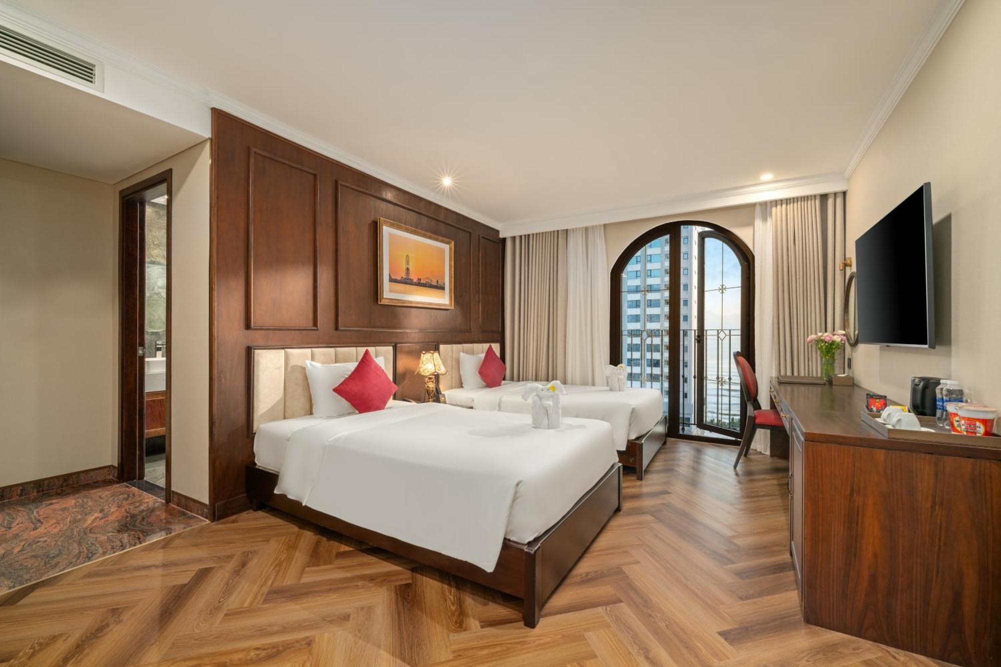 Golden Lotus Luxury Hotel Danang - Complimentary Daily Afternoon Tea المظهر الخارجي الصورة